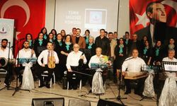 Kınık’ta Türk Müziği Korosu'nun konserine büyük ilgi!