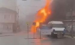 Tuzla'da İSKİ çalışmasında patlayan doğalgaz borusu alev aldı: 1 işçi yaralandı