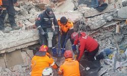 Çiğli'de depremin 12. gününde de dayanışma sürüyor