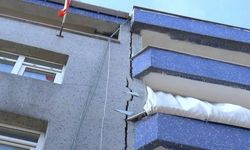 Esenler'de inşaat çalışmasında hasar oluşan binalar mühürlendi