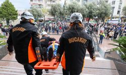 İzmir’de belediyeler teyakkuzda! Kurtarma ekipleri gidiyor
