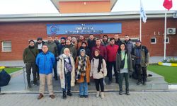 Kınık’taki gönüllü öğretmenlerden depremzedelere yardım! Helal olsun size