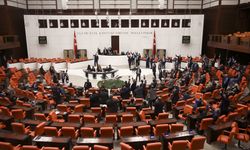 TBMM çalışmalarına deprem nedeni ile ara verdi!