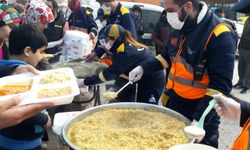 Narlıdere, depremzedelere desteğe devam ediyor
