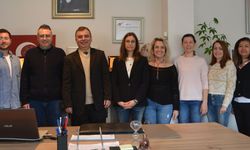 Ege Üniversitesi, depremzedelerin yaralarını sarmaya devam ediyor