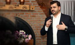 AK Parti'li İnan İzmir'de düzenlenen gençlik iftarında konuştu... Atatürk'e iftira atanları listeye aldılar