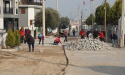 Menderes Belediyesi yenileme çalışmalarına son sürat devam ediyor