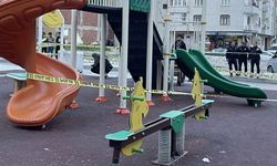 Çocuk parkında düzenlenen silahlı saldırıda 3 kişi yaralandı