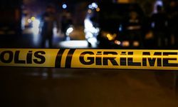 İzmir’de feci kaza... Otomobilin çarptığı 2 yaşındaki çocuk öldü, anne ağır yaralı