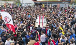 Türkiye'nin yerli otomobili Togg, Uşak'ta tanıtıldı