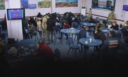 22 kez mühürlenen adrese kumar baskını! 152 kişi suçüstü yakalandı