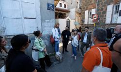 Konak Tarih Gezileri’ne yoğun ilgi
