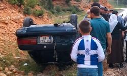 Genç Parti İl Başkanı ve oğlu kazada yaralandı