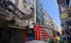 İzmir'de otelde yangın; 5 kişi dumandan etkilendi
