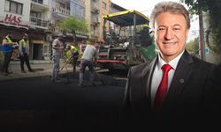 Bornova’da asfalt serimi devam ediyor... Başkan İduğ:  "Var gücümüzle çalışmaya devam edeceğiz"