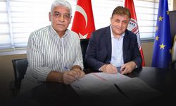 Karşıyaka’da TİS sevinci... Başkan Tugay: "Emekçilerimiz için en iyisini yapmaya devam edeceğiz"
