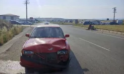 Otomobil elektrikli motosiklete çarptı... Bir kişi yaralandı