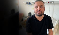 Babası oğluna yeniden dünyaları verdi