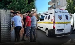 Alacak verecek davasında bıçaklı saldırı... Bir kişi hayatını kaybetti