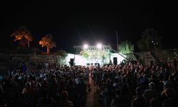Kaleiçi Hakan Aysev’le coştu