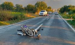 İki motosikletin çarpışması sonucu 3 kişi yaralandı