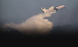 İzmir'deki orman yangınına müdahale eden helikopter baraja düştü
