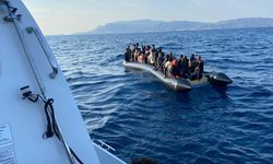 İzmir açıklarında can pazarı... 36 göçmen kurtarıldı