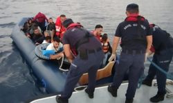 Didim açıklarında 17 düzensiz göçmen yakalandı