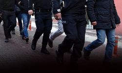 İzmir'de FETÖ'nün hücre evlerine operasyon... 94 şüpheli gözaltına alındı