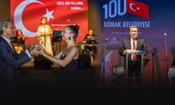 Konak 100. yıl gururunu tarihi Agora’da düzenlenen konserle yaşadı