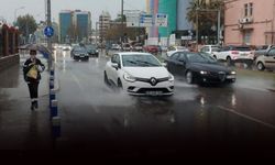Meteoroloji uyardı... İzmir'e kuvvetli sağanak geliyor!