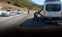 İzmir'de trafik denetiminde sürücülere ceza yağdı