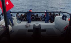 İzmir açıklarında can pazarı... 39 göçmen kurtarıldı