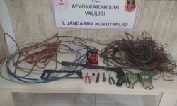 Afyonkarahisar'da trafodan kablo çalan hırsızlar yakalandı