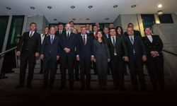 CHP Lideri Özel'den Bosna ziyareti... İzmirli o başkan da heyette!