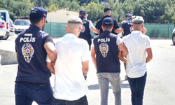 Çeşitli suçlardan aranıyorlardı... 45 firari İzmir'de yakalandı!