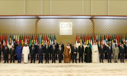 İslam İşbirliği Teşkilatı ve Arap Birliği Ortak Zirvesi Bildirisi açıklandı