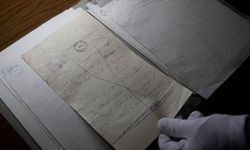 Atatürk'ün el yazısı hatıra ve notları aydınlatıyor