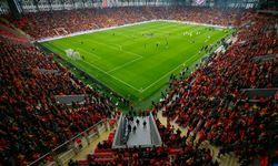Göztepe kapalı gişe oynayacak