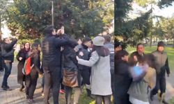 Yılbaşı ağacı süslemek isteyen İstanbul Üniversitesi öğrencilerine müdahale