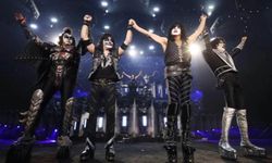 Dünyaca ünlü rock grubu Kiss 'sanal' oluyor