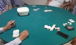 Afyonkarahisar'da kumar oynayan 8 kişiye para cezası verildi