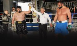 İzmir'in şampiyon yumruğu Gürkan!