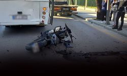 Motosiklet, midibüse arkadan çarptı... Sürücü hayatını kaybetti!
