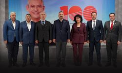 Aslanoğlu'ndan belediye başkan adaylarıyla ilk zirve...  "Biz çalışacağız kazanan İzmir olacak"