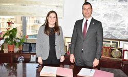 Balçova’da  Memurlarla toplu sözleşme imzalandı