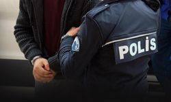 Mersin'de aranan hükümlü sahte kimlikle İzmir'de yakalandı
