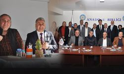 AK Parti Karabağlar Adayı Tunç'tan iş garantili meslek edindirme kursu vaadi