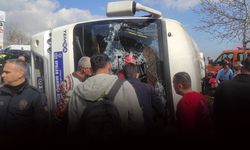 Aydın'da halk otobüsü devrildi... 2'si ağır 27 kişi yaralı!