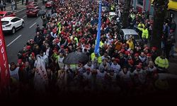 İzmir'de 'kontak' kapatmalı eylem... Binlerce işçi Egemenlik Evi önünde toplandı!